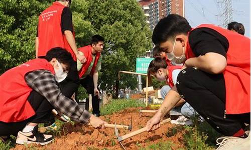 大学生劳动教育1500字论文_大学生劳动教育1500字论文大一